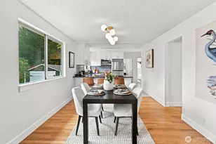 1723 NE 92nd St, Seattle, WA 98115 - Photo 14