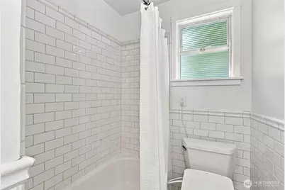 1723 NE 92nd Street, Seattle, WA 98115 - Photo 32