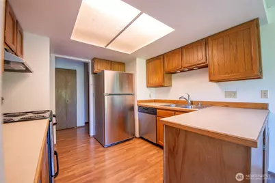 17417 Ashworth Avenue N #303, Shoreline, WA 98133 - Photo 20