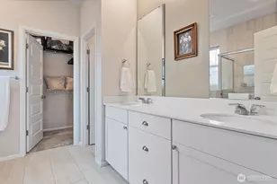 13611 197th St E, Graham, WA 98338 - Photo 16