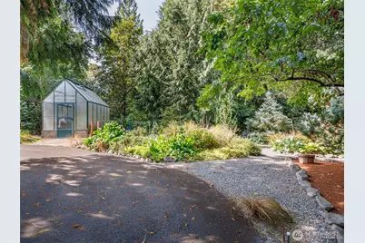5209 Vine Court NE, Olympia, WA 98516 - Photo 32