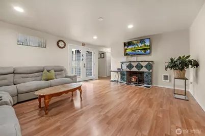 4209 191st Street SW, Lynnwood, WA 98036 - Photo 8