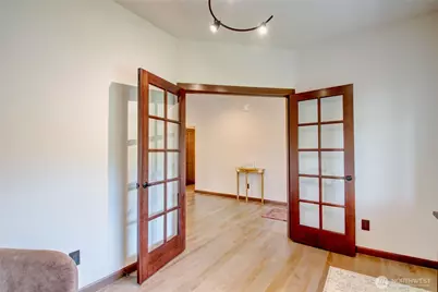 546 Timberland Loop, Mount Vernon, WA 98273 - Photo 4