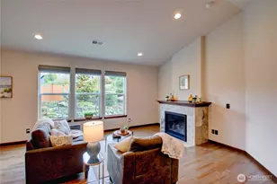 546 Timberland Loop, Mount Vernon, WA 98273 - Photo 6