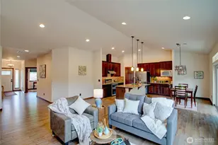 546 Timberland Loop, Mount Vernon, WA 98273 - Photo 8