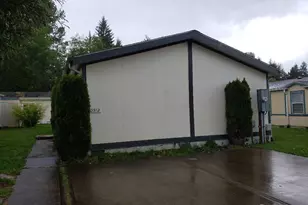 10512 137th St E, Puyallup, WA 98374 - Photo 2