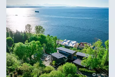1019 California Lane SW, Seattle, WA 98116 - Photo 1