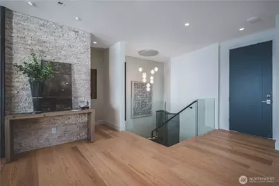 1017 California Lane SW, Seattle, WA 98116 - Photo 16