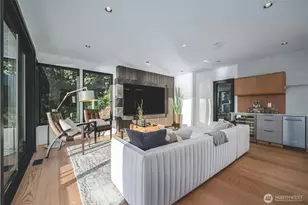 1017 California Ln SW, Seattle, WA 98116 - Photo 28
