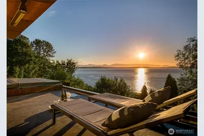 1017 California Lane SW, Seattle, WA 98116 - Photo 36