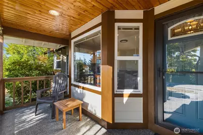 100 S 28th Street, Mount Vernon, WA 98274 - Photo 2