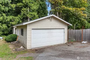 9917 38th Pl SE, Lake Stevens, WA 98258 - Photo 34