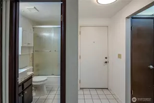 9904 NE 124th St, Kirkland, WA 98034 - Photo 6