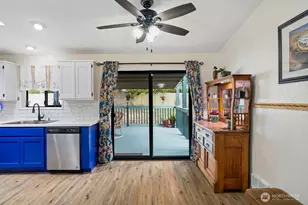 1289 Halsey Dr, Coupeville, WA 98239 - Photo 8