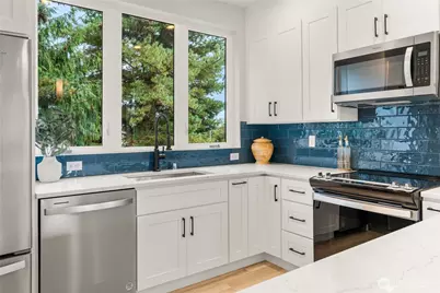 12225 Roseberg Avenue S #1, Seattle, WA 98168 - Photo 4