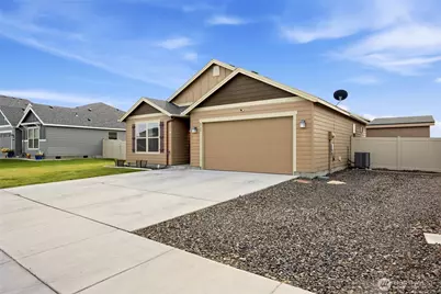 4709 W Wren Street, Moses Lake, WA 98837 - Photo 2