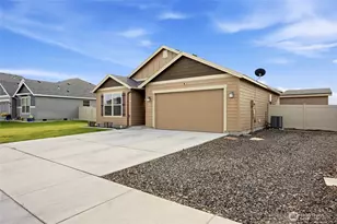 4709 W Wren St, Moses Lake, WA 98837 - Photo 2