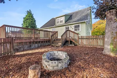 803 Fowler Street, Raymond, WA 98577 - Photo 2