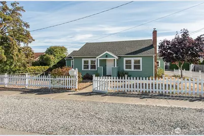230 N Third Avenue, Sequim, WA 98382 - Photo 6