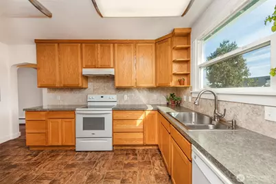 230 N Third Avenue, Sequim, WA 98382 - Photo 18