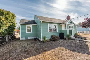 230 N 3rd Ave, Sequim, WA 98382 - Photo 8