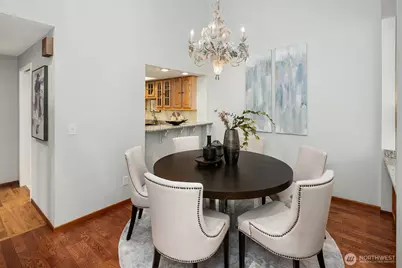 10907 NE 41st Drive, Kirkland, WA 98033 - Photo 12