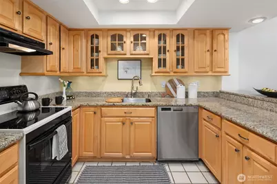 10907 NE 41st Drive, Kirkland, WA 98033 - Photo 10