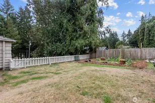 5901 Oceanview Blvd NE, Bremerton, WA 98311 - Photo 32