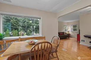 5901 Oceanview Blvd NE, Bremerton, WA 98311 - Photo 12