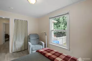 5901 Oceanview Blvd NE, Bremerton, WA 98311 - Photo 30