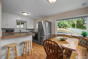 5901 Oceanview Blvd NE, Bremerton, WA 98311 - Photo 10