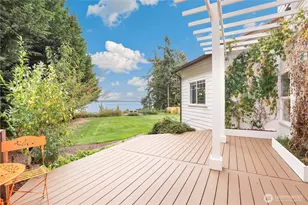 108 Livingston Bay Rd, Camano Island, WA 98282 - Photo 32