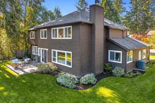 8748 NE Rosario Pl, Bainbridge Island, WA 98110 - Photo 36