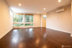 6722 15th Ave NW, Seattle, WA 98117 - Photo 10