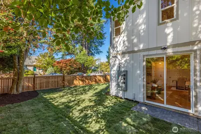 121 N 136th Street, Seattle, WA 98133 - Photo 30