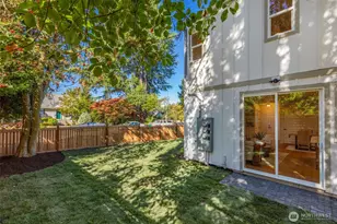 121 N 136th St, Seattle, WA 98133 - Photo 30