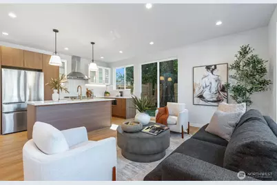 121 N 136th Street, Seattle, WA 98133 - Photo 14