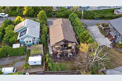 10452 12th Avenue SW, Seattle, WA 98146 - Photo 8