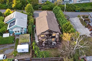 10452 12th Ave SW, Seattle, WA 98146 - Photo 8
