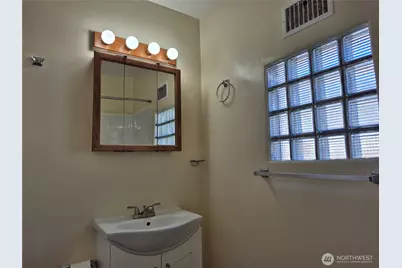810 High Avenue, Bremerton, WA 98337 - Photo 14
