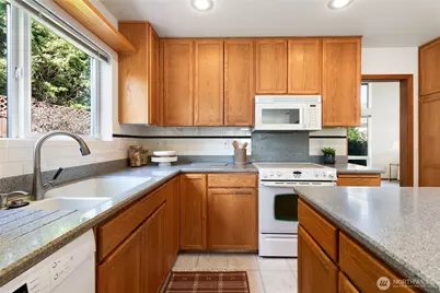 17803 50th Court S, SeaTac, WA 98188 - Photo 8