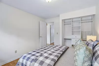 26 151st Place NE, Bellevue, WA 98007 - Photo 16