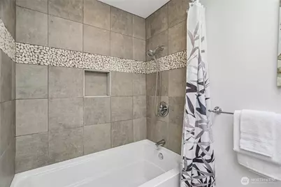 26 151st Place NE, Bellevue, WA 98007 - Photo 18