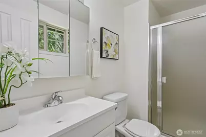 26 151st Place NE, Bellevue, WA 98007 - Photo 14