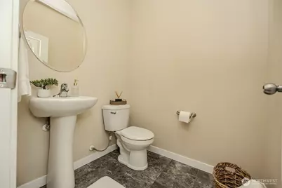 1737 Hillcrest Loop, Mount Vernon, WA 98274 - Photo 12