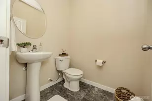 1737 Hillcrest Loop, Mount Vernon, WA 98274 - Photo 12