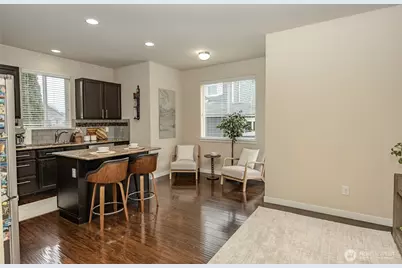 1737 Hillcrest Loop, Mount Vernon, WA 98274 - Photo 10