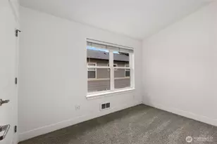 810 N 145th Ln, Shoreline, WA 98133 - Photo 22