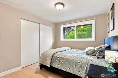 2525 Edmonds Avenue NE, Renton, WA 98056 - Photo 10