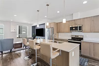 13706 Manor Way #D2, Lynnwood, WA 98087 - Photo 8